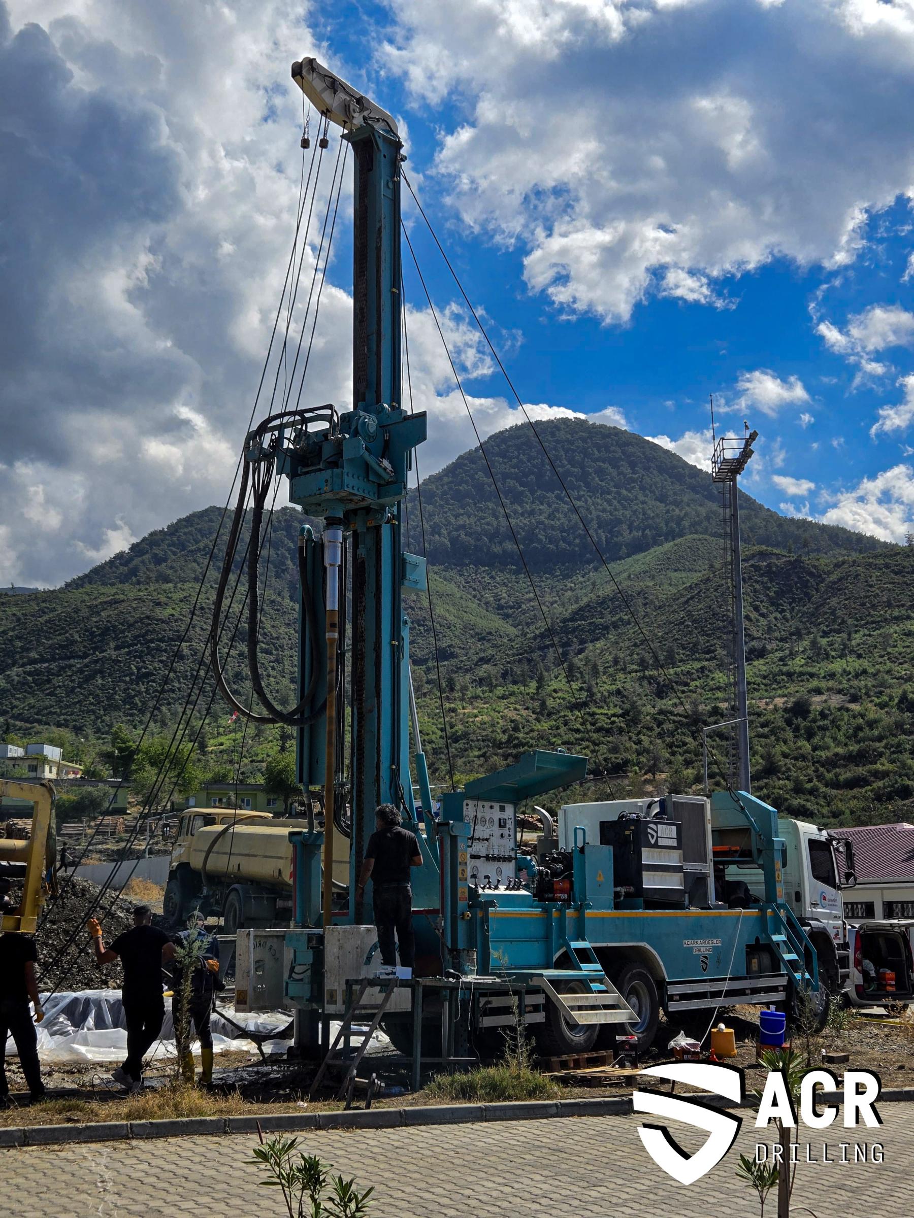 CAT C18 Twin Turbo 700 HP ACR Drilling Acarkardesler Sondaj worldwide borehole water well drilling rig